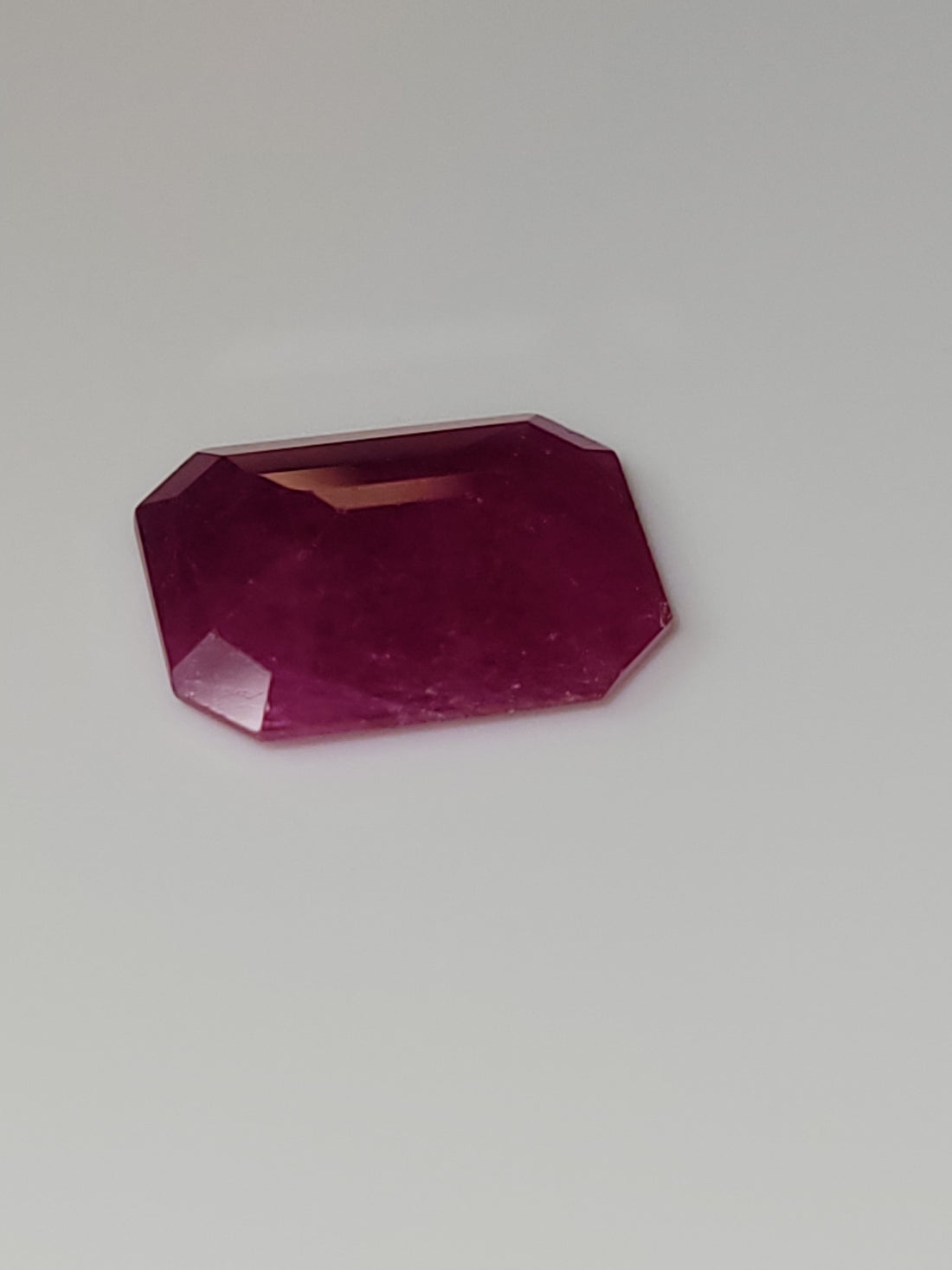 Radiant Elegance: Exploring Renowned Ruby Jewelry Pieces